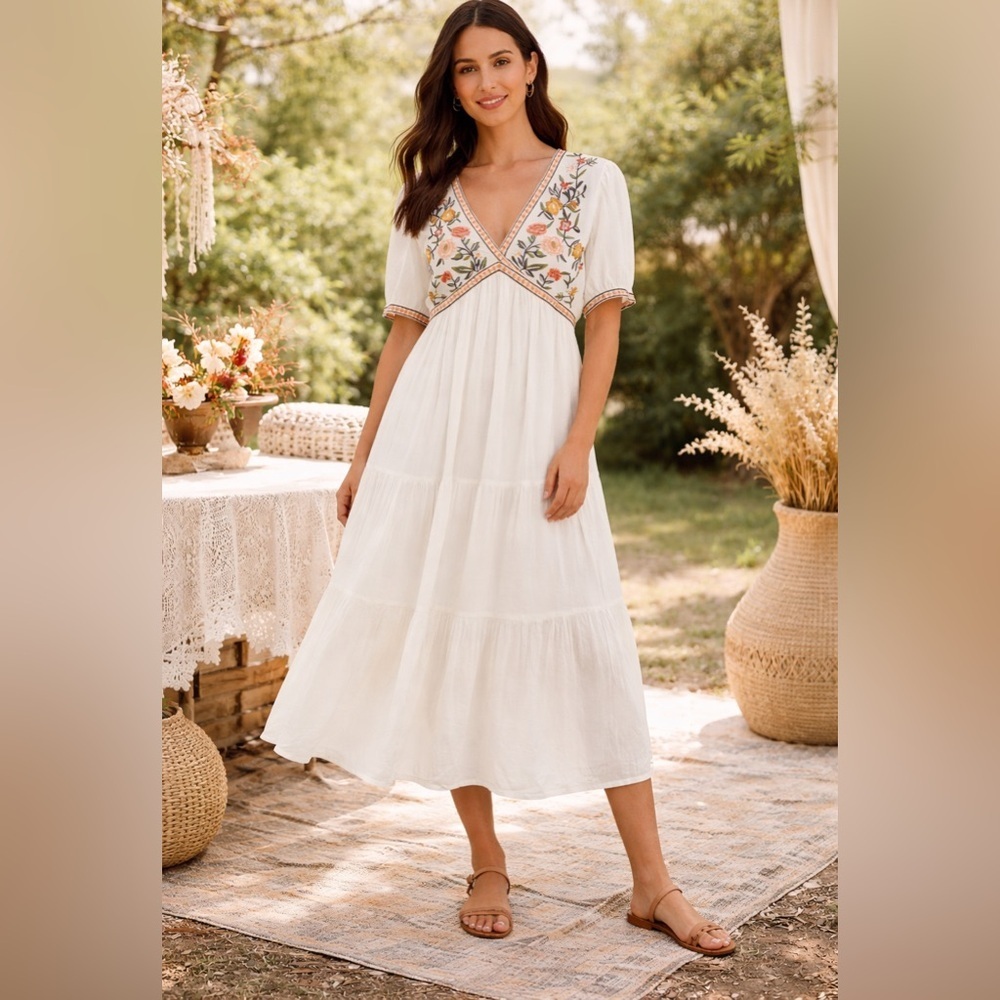 In Loom Ivory Boho Floral Embroidered Midi   Lined Side Zip Size M